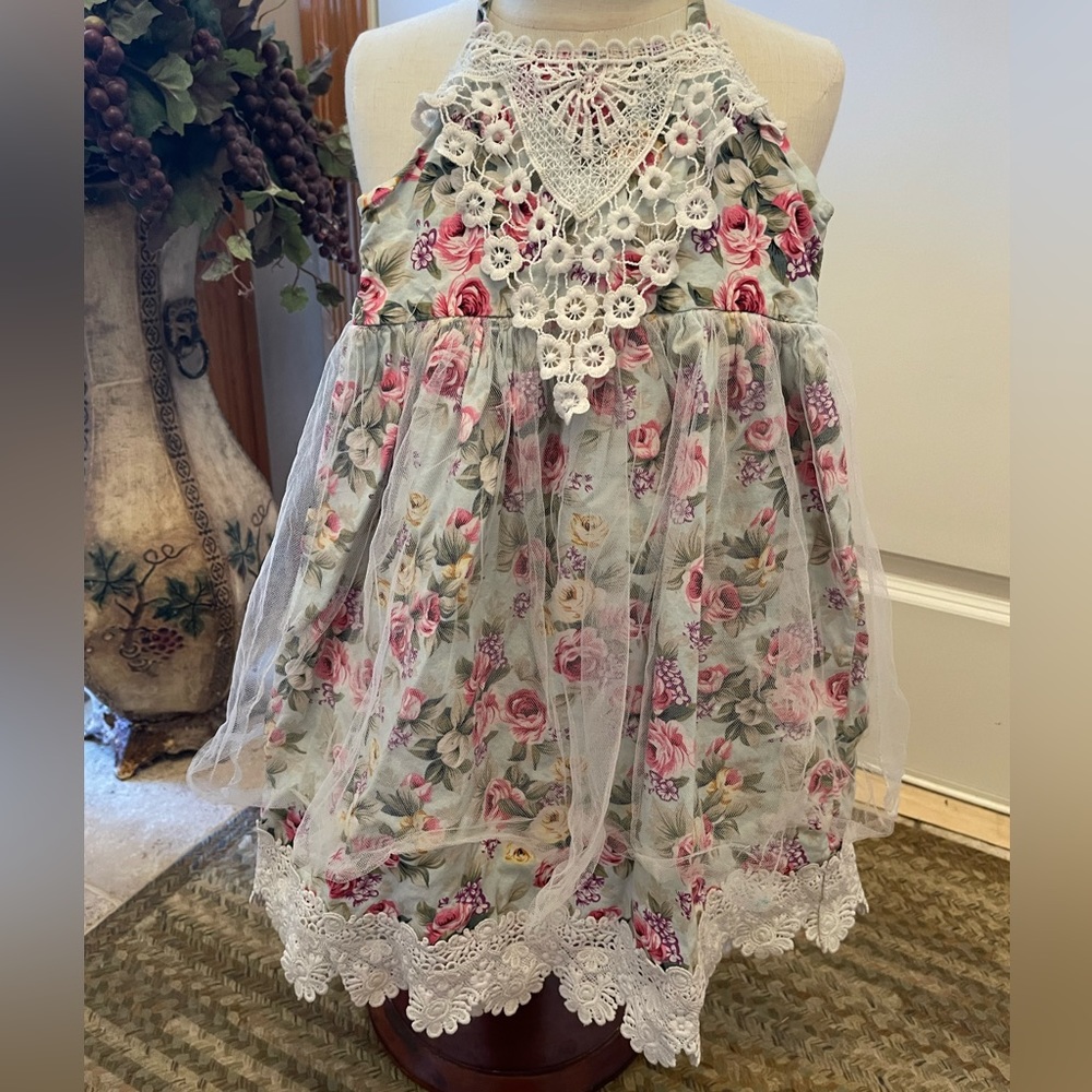 Boutique style dress, size 110/4t.